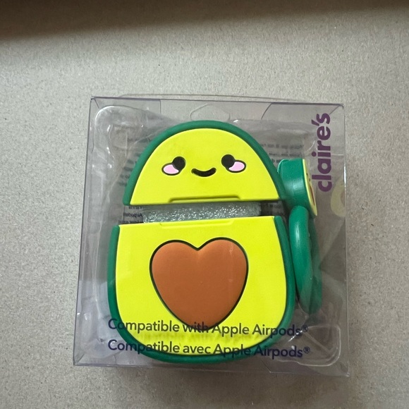 AirPods avocado case - Picture 1 of 3